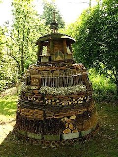 Aprenda a fazer um hotel para insetos