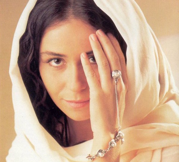 DIFERENÇA ENTRE MODA, MODISMO, TENDÊNCIA E ESTILO.