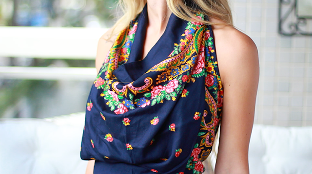 Será que lenço só pode ser usado no pescoço? Claro que não! Confira 14 maneiras diferentes de usar o lenço com estilo.