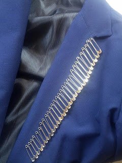 24 ideias criativas para customizar seu casaco blazer + passo a passo