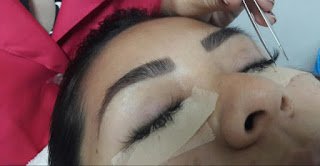 Alongamento e volume dos cílios é a nova tendência 