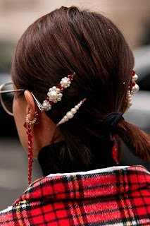 22 tendências de acessórios para compôr o look no  inverno 2019.