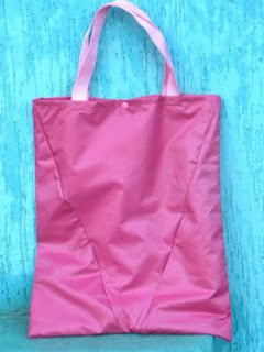 12 ideias com vídeos e passo a passo de como reaproveitar tecido de sombrinha