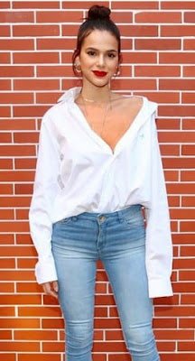 As camisas brancas vão ser um sucesso na próxima temporada.