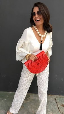 Pérolas são clássicas, nunca saem de moda, mas sempre ressurgem repaginadas ou em modelos para lá de modernos e fashionistas.