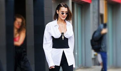 As camisas brancas vão ser um sucesso na próxima temporada.