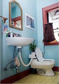 Como reutilizar a água da pia na descarga do banheiro