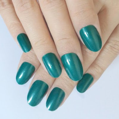 Unhas Diferentes tonalidades de verdes