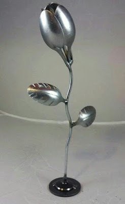 Artesanatos feitos com talheres antigos