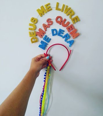 1.Como fazer Tiaras com Palavras e frases: