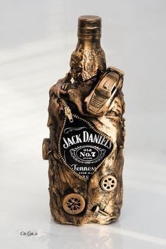 Como enfeitar garrafa com zíper