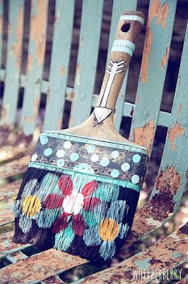 24 coisas lindas e incríveis para fazer com pinceis velhos