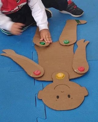 Brincadeiras para as crianças  dentro de casa durante a quarentena