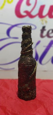 Como decorar Garrafas de Vidros com papel higiênico