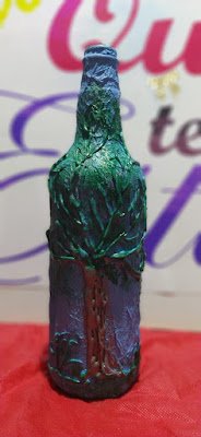 Como decorar Garrafas de Vidros com papel higiênico