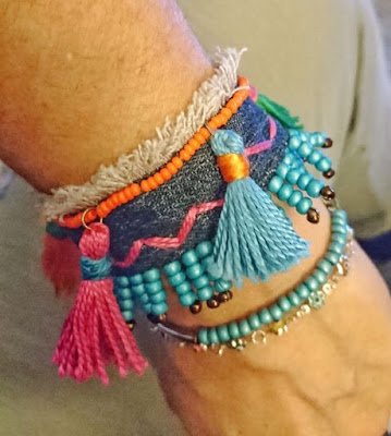 Ideias de Pulseiras e braceletes feitas com material reciclado
