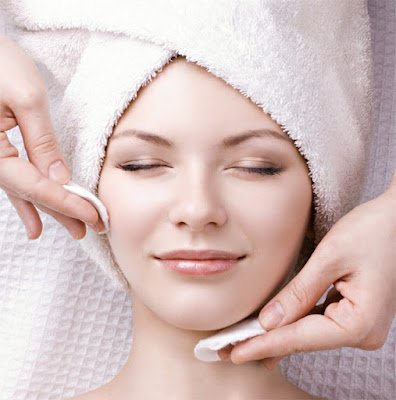 Como cuidar da pele em casa durante a quarentena