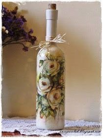 Garrafas decoradas com decoupagem