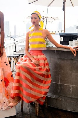 Como usar  transparência em seus look's  