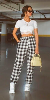 Como montar um look descolado usando calça + top curto