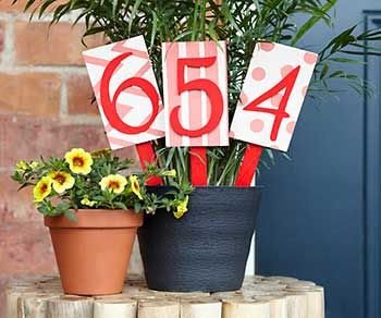 Como personalizar a fachada de sua casa com o número residencial.