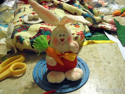 Moldes para fazer coelhos de feltro e tecido