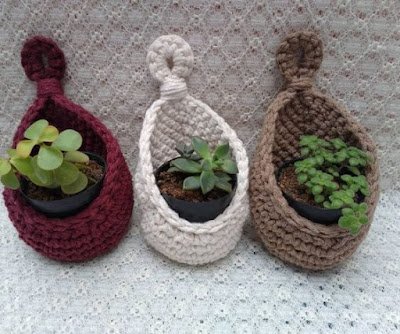 Os vasos também dão muito mais charme à casa e contribuem para a presença mais marcante das plantas.