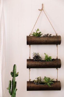 o bambu devido a sua flexibilidade e facilidade de manuseio permite a produção e dá vida aos mais diversos objetos