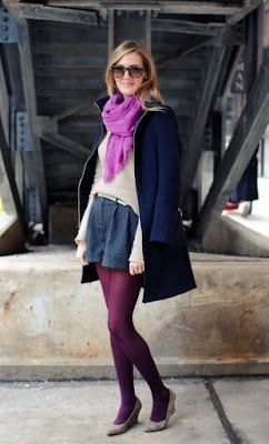 transformar um look de meia-estação em um visual para os dias mais frios