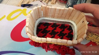 Como fazer porta joias com latas de sardinhas