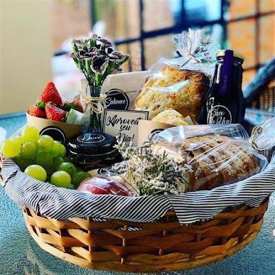 Reúna tudo o que seu amor mais gosta num kit de gostosuras