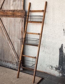 Mais do que um simples objeto de armazenamento de frutas e verduras, a fruteira pode ter um grande destaque na decoração de sua cozinha