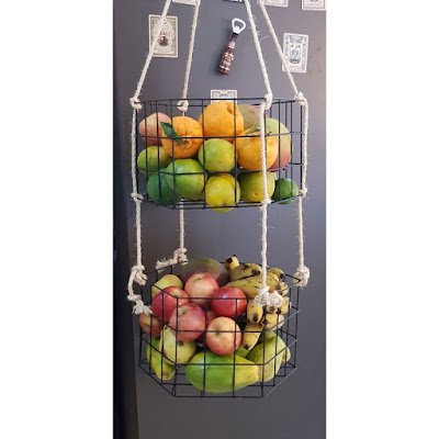 Mais do que um simples objeto de armazenamento de frutas e verduras, a fruteira pode ter um grande destaque na decoração de sua cozinha