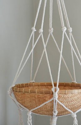 Mais do que um simples objeto de armazenamento de frutas e verduras, a fruteira pode ter um grande destaque na decoração de sua cozinha