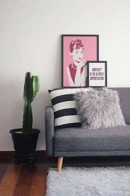 Trocar as almofadas é um truque básico e infalível para mudar qualquer ambiente.