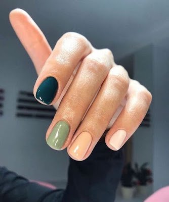 Turbine o visual de suas unhas investindo em esmaltes coloridos