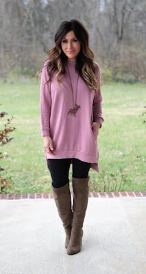 Comfy é uma abreviação para a palavra inglesa comfortable, que significa confortável. Essa tendência rompe com a visão de que, para se estar bem vestido, é necessário usar roupas incômodas.