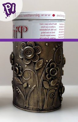 Há diversos tipos de enfeites que podem ser feitos usando latinhas de alumínio.