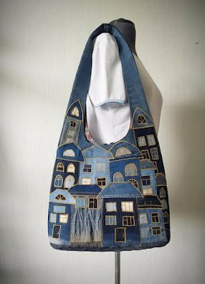 Patchwork é uma técnica na qual retalhos de tecidos diferentes são unidos formando-se composições diversas para a produção e aplicação em colchas, panos de copa, almofadas, tapetes e em vários objetos.