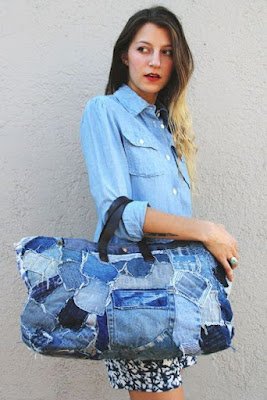 Patchwork é uma técnica na qual retalhos de tecidos diferentes são unidos formando-se composições diversas para a produção e aplicação em colchas, panos de copa, almofadas, tapetes e em vários objetos.