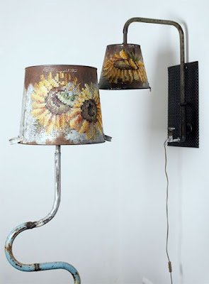 O bordado é uma arte secular que permite criar desenhos e figuras ornamentais. Para quem vive na correria, bordar pode ser uma terapia, como alternativa para relaxar, desenvolver a concentração, sair da rotina e ainda explorar dons artísticos.