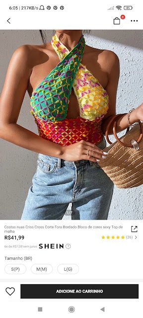 Com diferentes tipos de texturas, fios, pontos e cores, o crochê pode dar aquele estilo boho e toque handcraft para o seu look. Além disso, as roupas de crochê são super confortáveis, macias e podem ser usadas durante o ano todo, dando muita versatilidade para o seu armário.