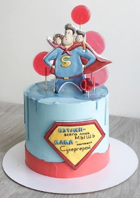 Normalmente os filhos os homenageiam com mensagens, beijos, abraços e presentes. Nessa data toda a família se reúne para comemorar, então que tal tornar esse dia ainda mais especial fazendo um bolo personalizado do dia dos pais!?    Você pode encomendar o seu bolo comum profissional em confeitaria ou pode criar o seu.