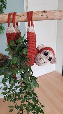 Um cachepô colorido e alegre pode fazer toda a diferença na decoração do seu cantinho verde.