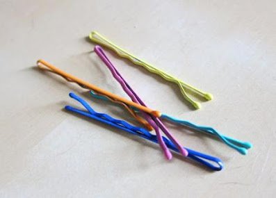 Sim, os grampos de cabelo combinam com qualquer estilo