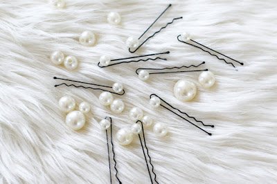 Sim, os grampos de cabelo combinam com qualquer estilo