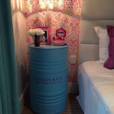 Usar o barril na decoração é cada vez mais comum e dá mais originalidade ao seu ambiente.