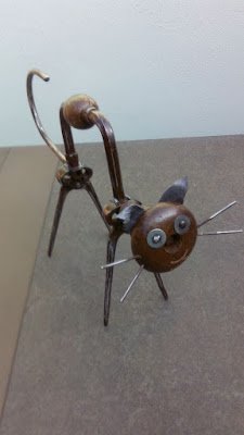 A preservação do meio ambiente já é uma razão suficiente para reutilizar material reciclável. Os benefícios com essa prática são infinitos, tanto para você, como para a sociedade e para o futuro do nosso planeta.