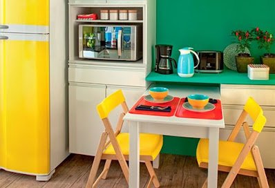 Aposte em móveis coloridos para mudar a decoração da casa