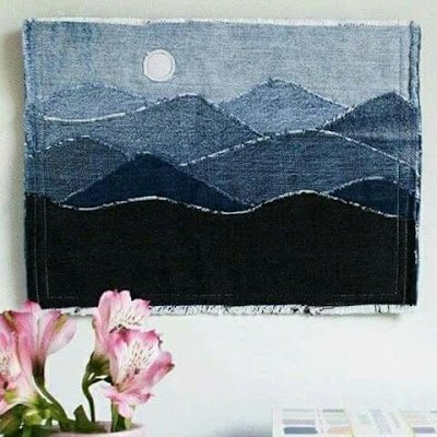 Através de reciclagem de materiais (aqui no caso o jeans) podemos criar peças únicas e cheias de estilo.